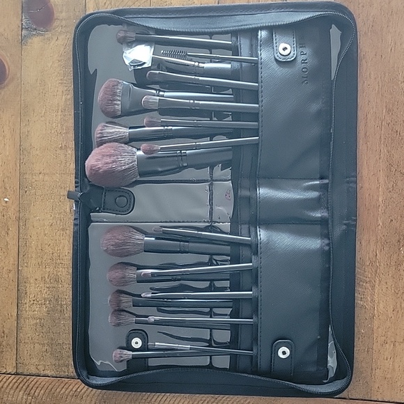 MORPHE MUA LIFE 20-PIECE BRUSH SET + CASE:EYE/FACE BRUSHES - Picture 2 of 2